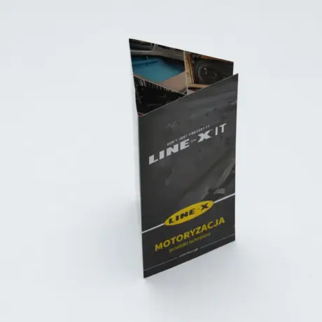 Vertikāls Line-X reklāmas buklets – bukletu izgatavošana un druka