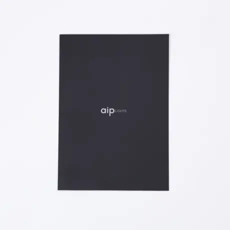 Melns buklets ar aip LIGHTS logo - bukletu izgatavošana un druka