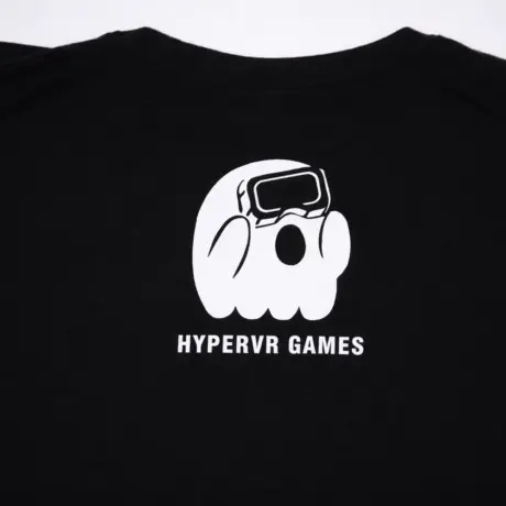 Melns T-krekls ar apdruku HyperVR Games un spoka logo