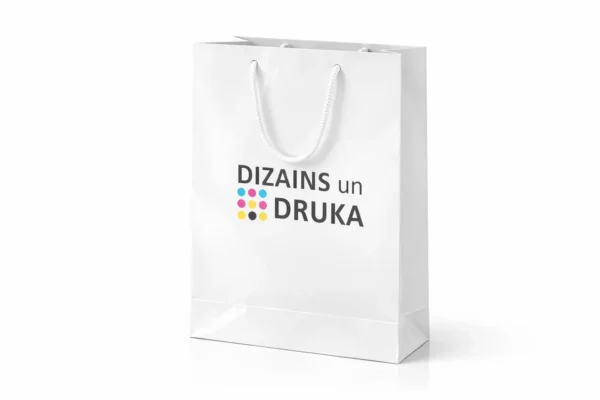 Balts papīra dāvanu maisiņš ar apdruku un auklas rokturiem