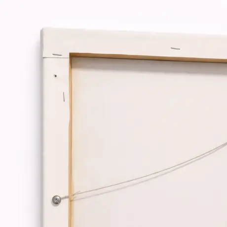 Изготовление и печать холстов: задняя сторона деревянной рамы с подвесным шнуром